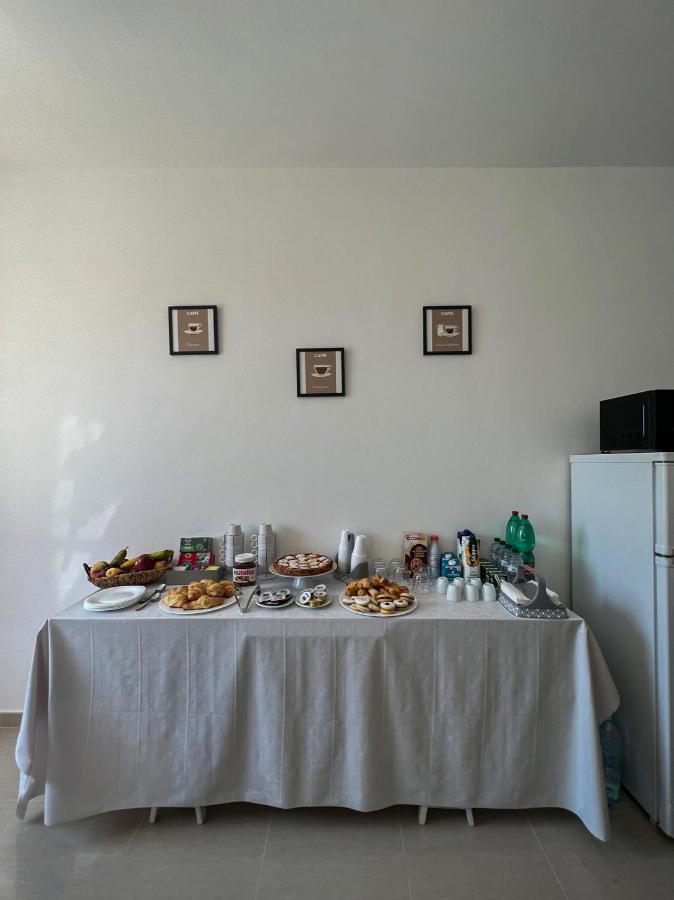 B&B Marco Polo Terrasini Buitenkant foto
