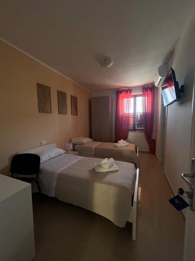 B&B Marco Polo Terrasini Buitenkant foto